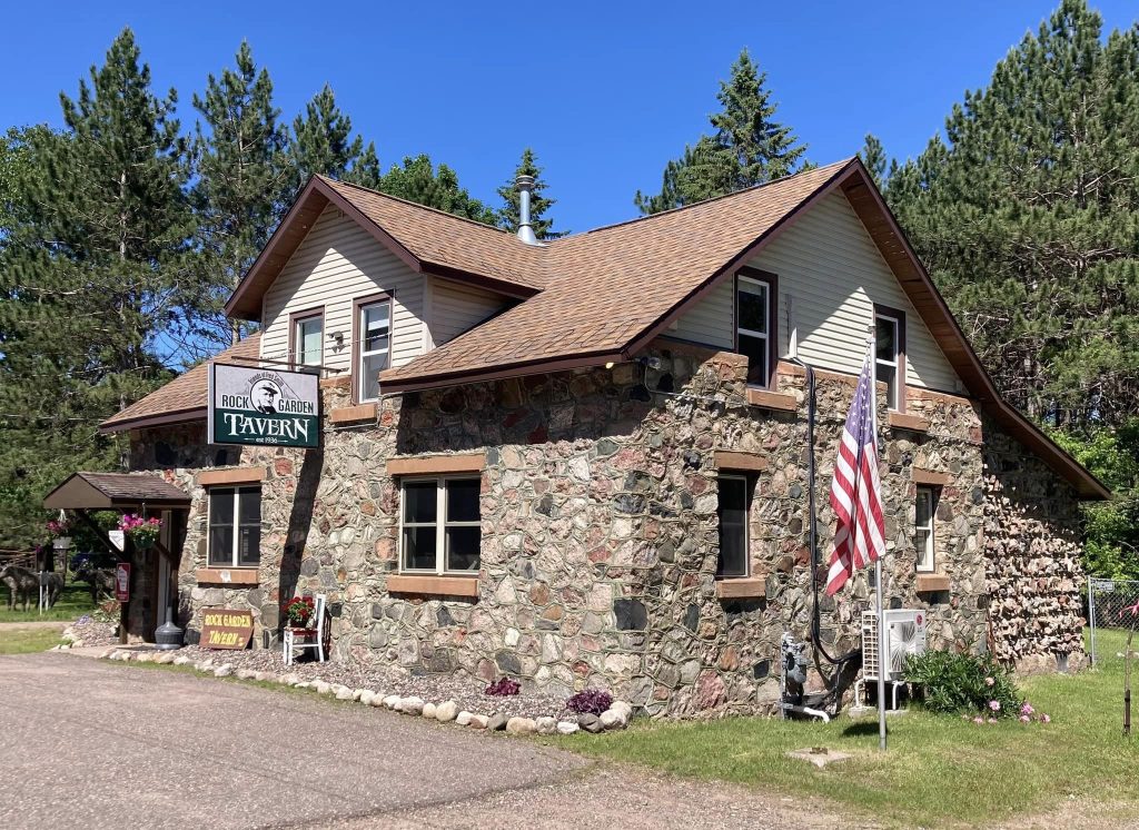 Rock Garden Tavern (1)